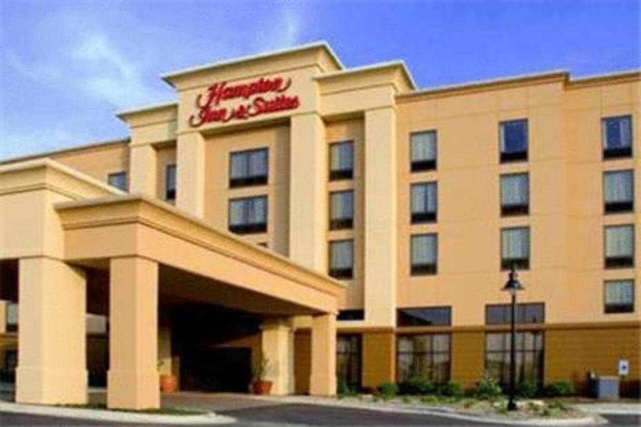 Hampton Inn & Suites Bloomington-Normal Exteriör bild