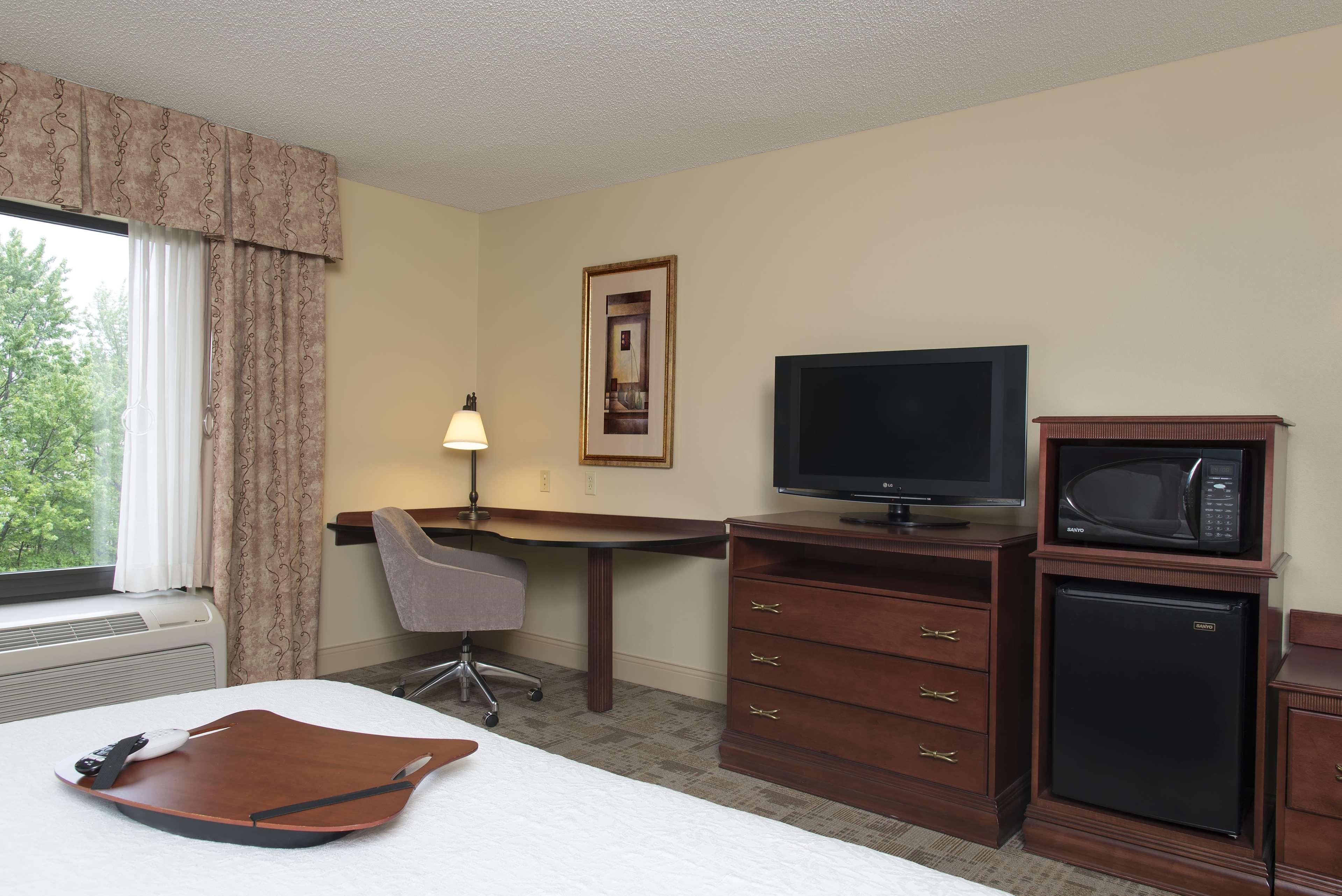 Hampton Inn & Suites Bloomington-Normal Exteriör bild