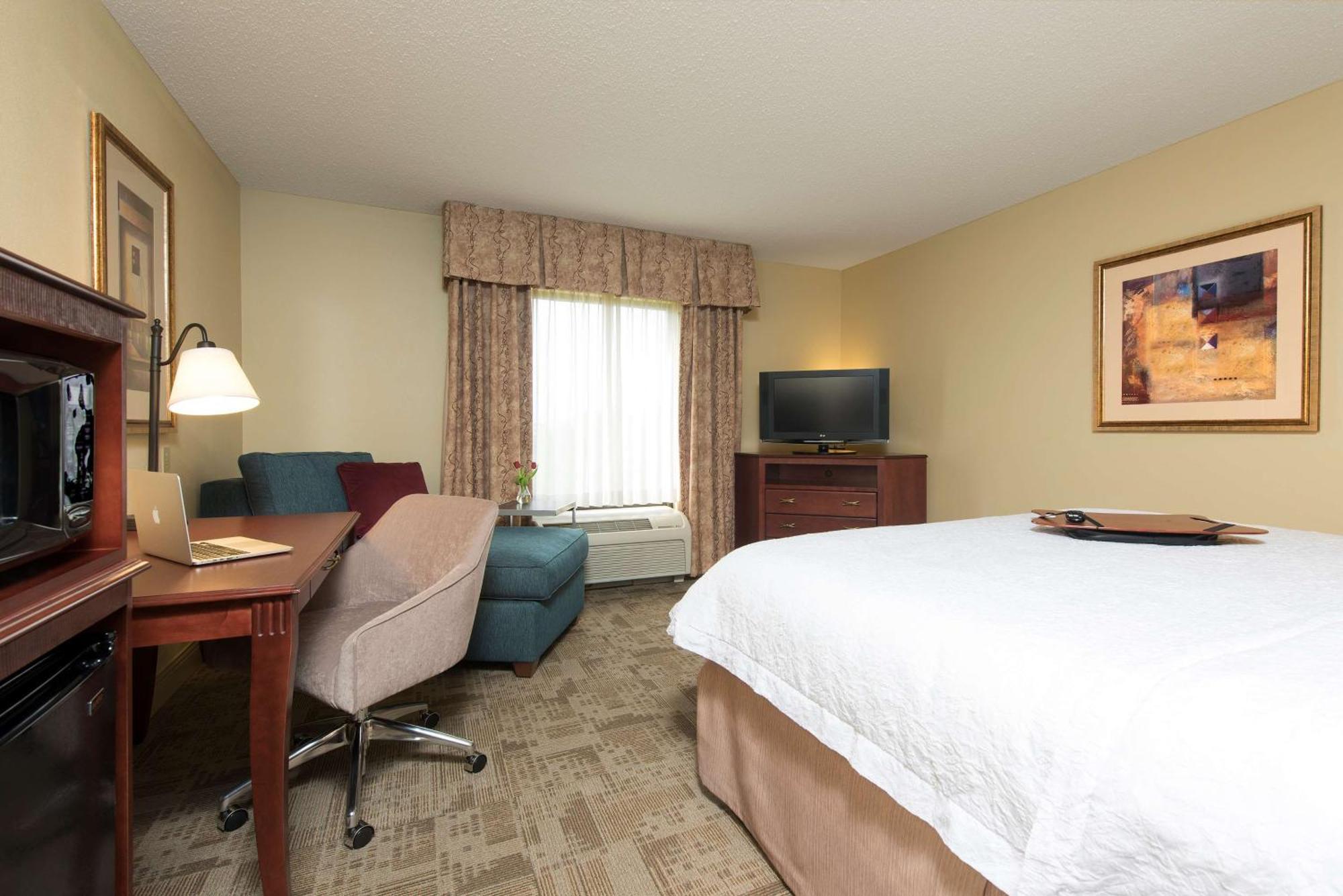 Hampton Inn & Suites Bloomington-Normal Exteriör bild