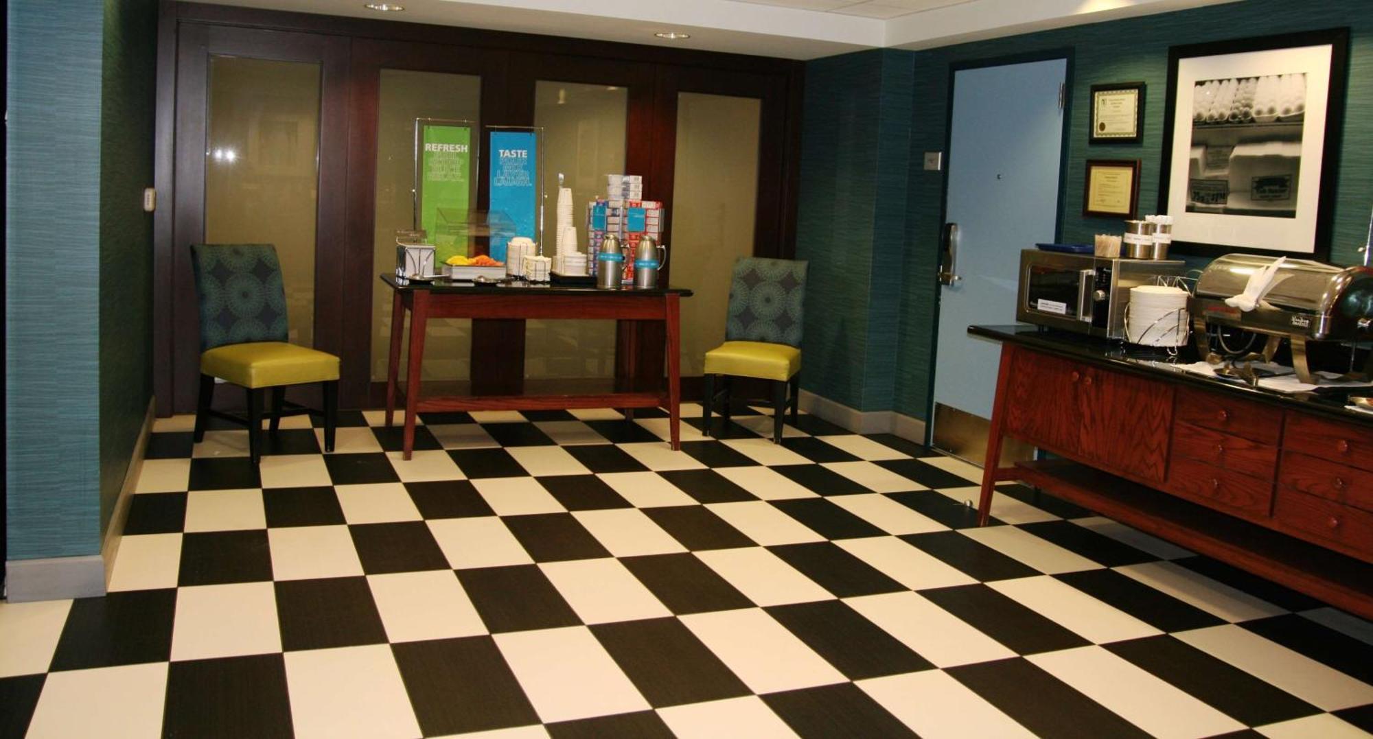 Hampton Inn & Suites Bloomington-Normal Exteriör bild