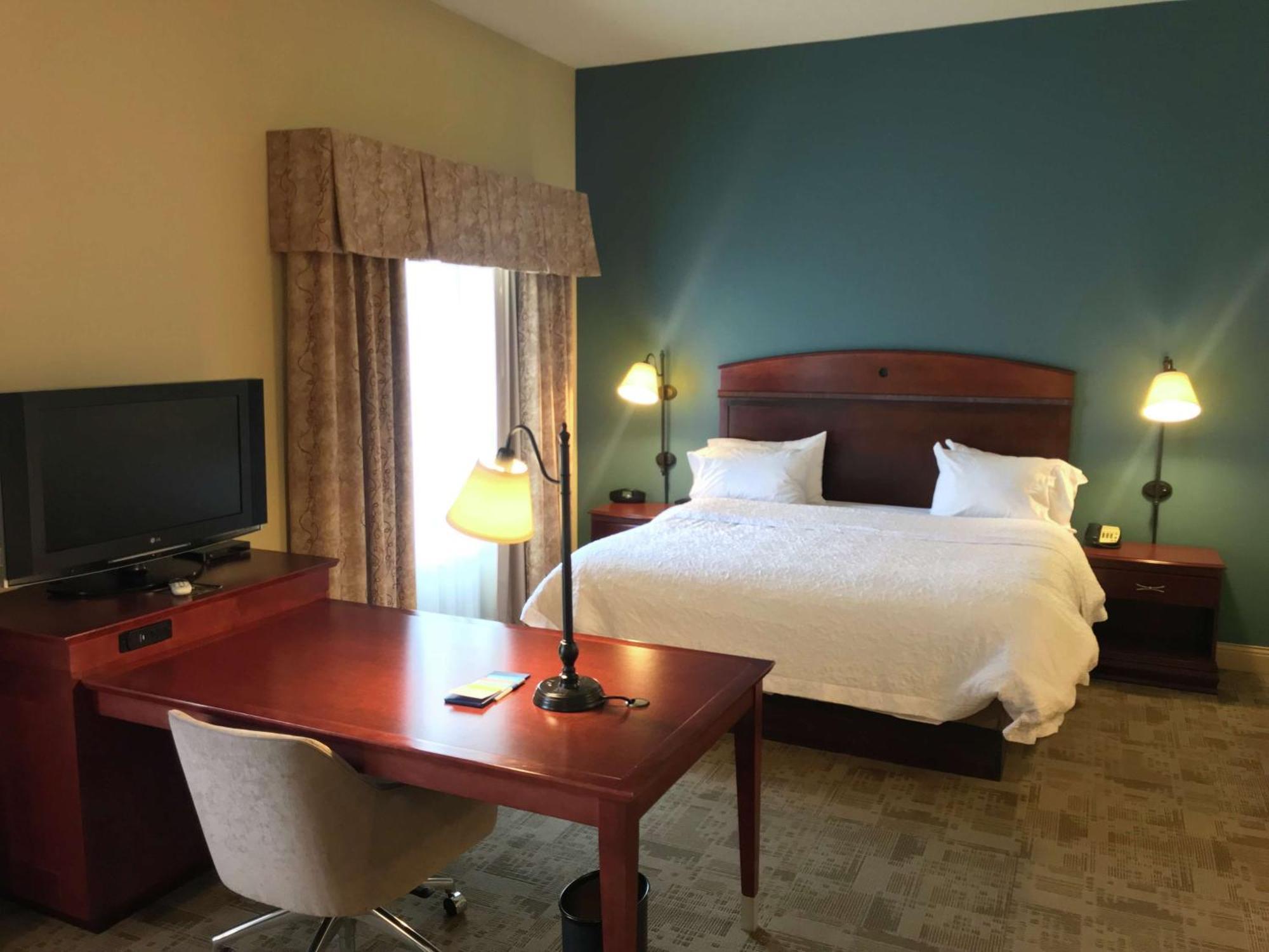 Hampton Inn & Suites Bloomington-Normal Exteriör bild