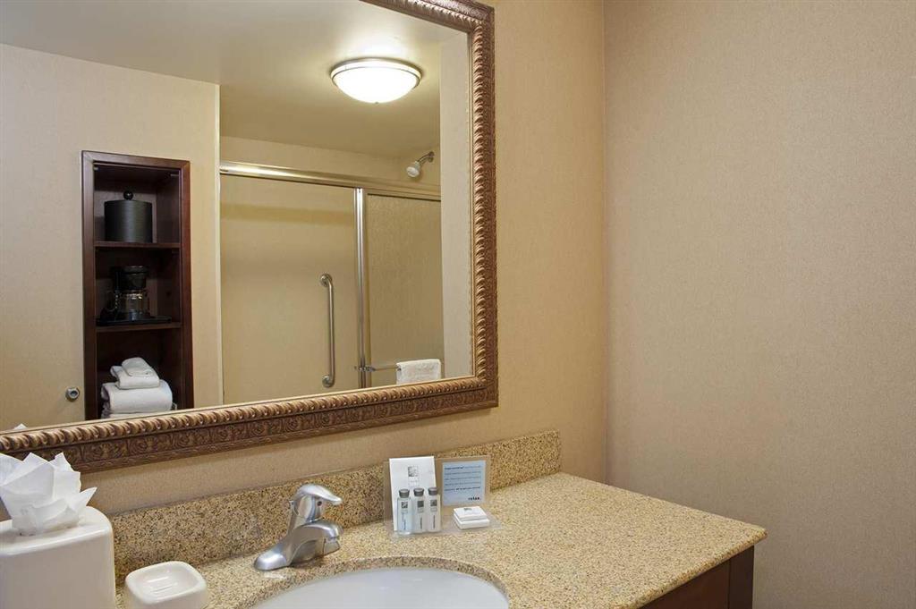 Hampton Inn & Suites Bloomington-Normal Rum bild