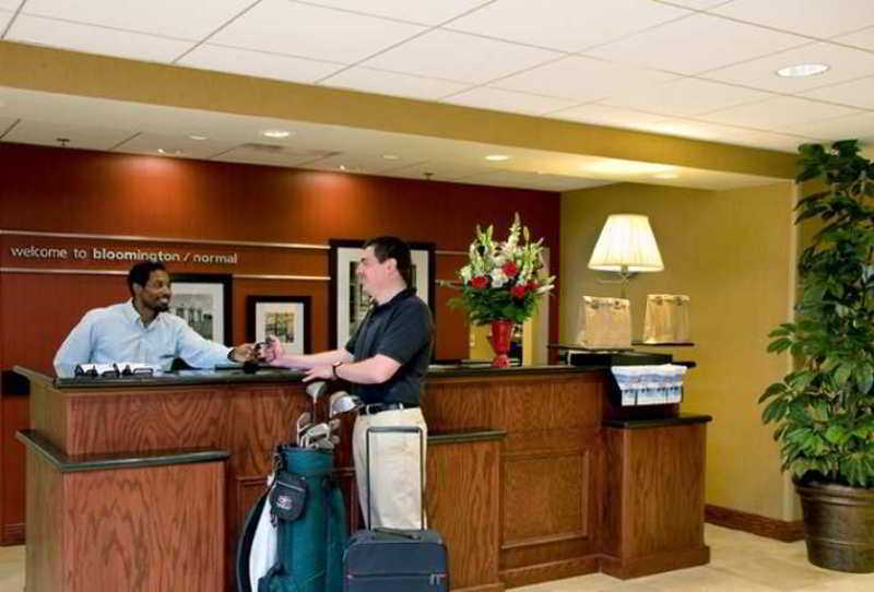 Hampton Inn & Suites Bloomington-Normal Exteriör bild