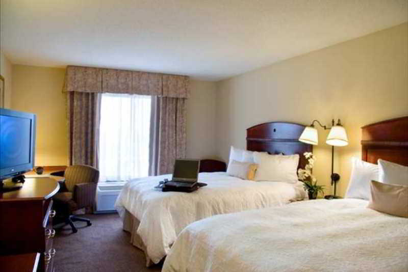 Hampton Inn & Suites Bloomington-Normal Rum bild